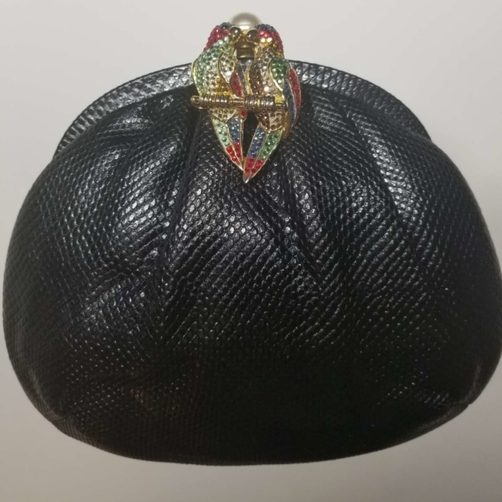 Judith Leiber Lovebirds Kurung Evening Bag